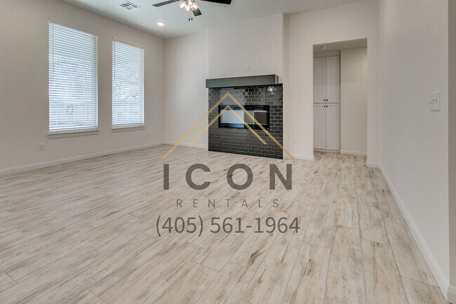 809 S 2nd St in Yukon, OK - Building Photo - Building Photo