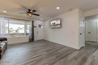 13227 W Desert Glen Dr in Sun City West, AZ - Building Photo - Building Photo