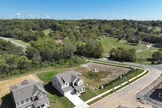 102 Crosby Dr in Mount Juliet, TN - Building Photo - Building Photo