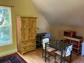 1625 W Hays St, Unit Hay's St Studio in Boise, ID - Building Photo - Building Photo