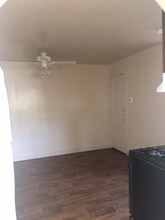 1440 34th St-Unit -B in Sacramento, CA - Building Photo - Building Photo