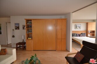 4265 Marina City Dr-Unit -1005 in Marina Del Rey, CA - Building Photo - Building Photo