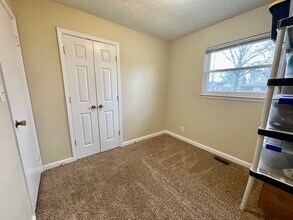 10808 Brookside Dr in Louisville, KY - Building Photo - Building Photo