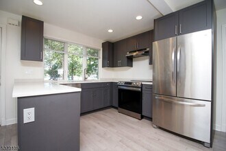 88 E Shore Rd in Denville, NJ - Building Photo - Building Photo