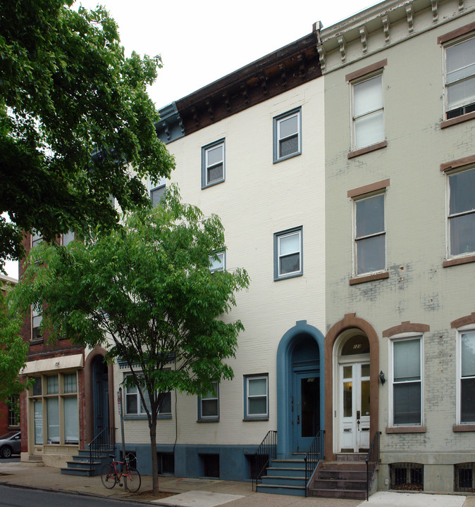 125 N 21st St in Philadelphia, PA - Foto de edificio