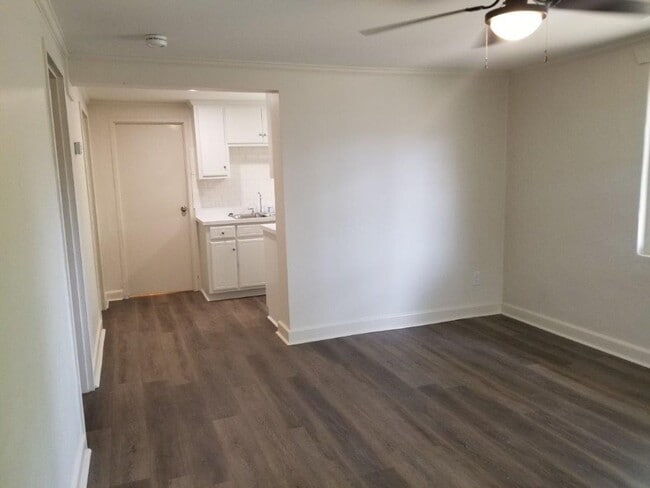 1911 Peachtree St in Goldsboro, NC - Building Photo - Building Photo