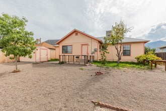 2424 Nevada Dr in Alamogordo, NM - Building Photo - Building Photo