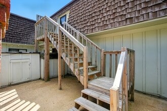 629 Ocean Lakes Dr in Virginia Beach, VA - Building Photo - Building Photo