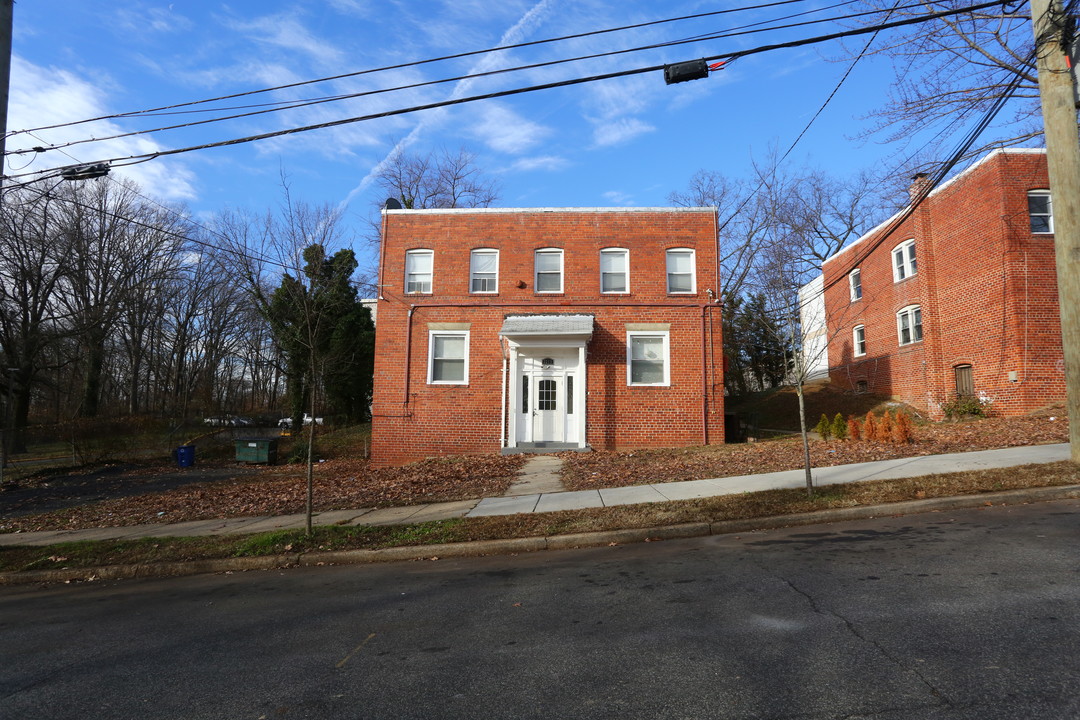 3213 28th St SE in Washington, DC - Building Photo