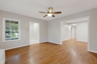 3638 W Cornelia Ave, Unit #1 in Chicago, IL - Building Photo - Building Photo