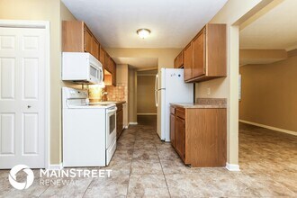 164 Westridge Blvd in Greenwood, IN - Building Photo - Building Photo