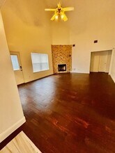23915 Floragate Dr in Spring, TX - Building Photo - Building Photo