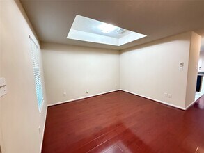 10322 Ravenwood View Ln in Houston, TX - Building Photo - Building Photo