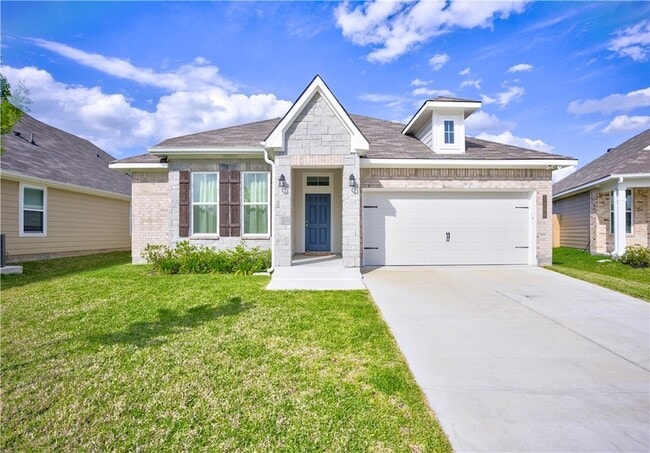 property at 2206 Hall of Fame Ct