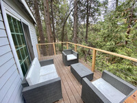 29160 Arrowhead Dr in Lake Arrowhead, CA - Building Photo - Building Photo