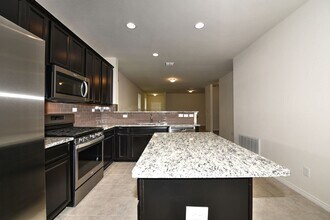 11943 Sitio Plains in San Antonio, TX - Building Photo - Building Photo