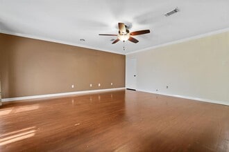 2210 San Jacinto Dr in Pasadena, TX - Building Photo - Building Photo