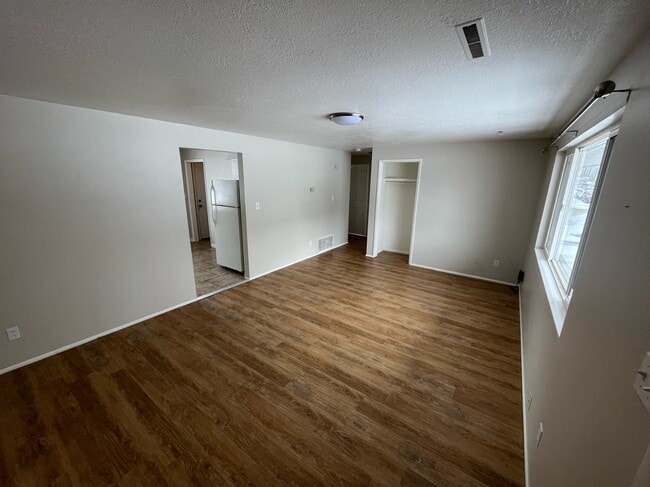 376 Alice Ave, Unit #376