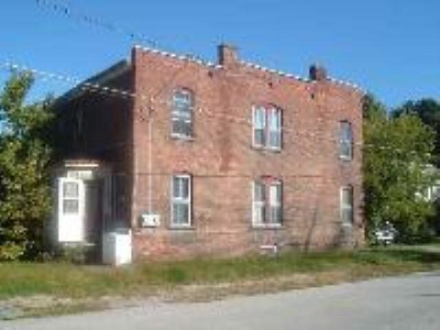 43-45 Center St in Hoosick Falls, NY - Foto de edificio
