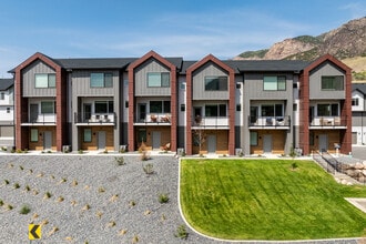 Enduro Townhomes in Ogden, UT - Building Photo - Building Photo