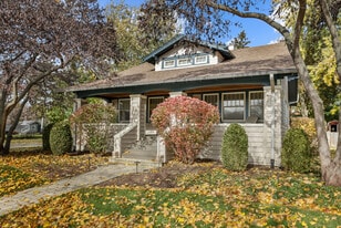 518 South St in West Dundee, IL - Building Photo