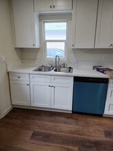 484 W Minarets Ave in Fresno, CA - Building Photo - Building Photo