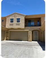 1367 S Country Club Dr in Mesa, AZ - Building Photo