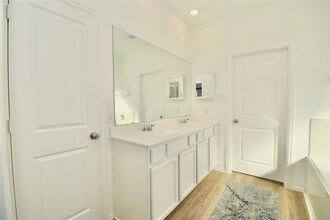 3735 Rock Ledge Dr in Rosenberg, TX - Building Photo - Building Photo