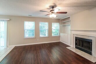 1120 Eatonton Way in Mcdonough, GA - Building Photo - Building Photo