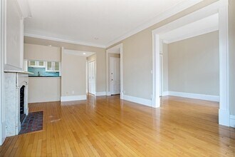 14 Hereford St in Boston, MA - Building Photo - Building Photo