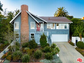 16655 Marquez Terrace in Los Angeles, CA - Foto de edificio - Building Photo