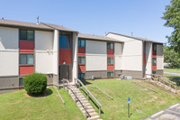 Applewood At The Cove Apartments in Kansas City, MO - Foto de edificio - Building Photo