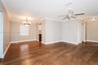 1105 Sonata Way in Royal Palm Beach, FL - Building Photo - Building Photo