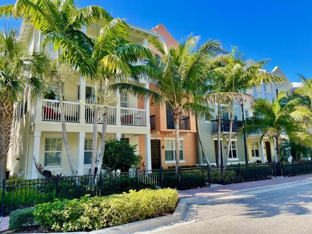 112 SW 1st Ave in Delray Beach, FL - Building Photo