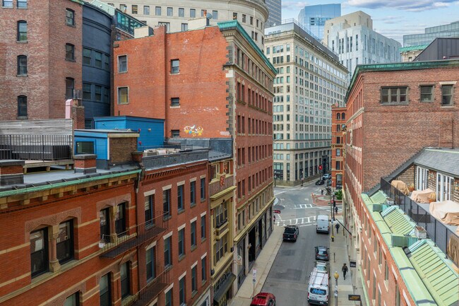 4 Liberty Sq in Boston, MA - Foto de edificio - Building Photo