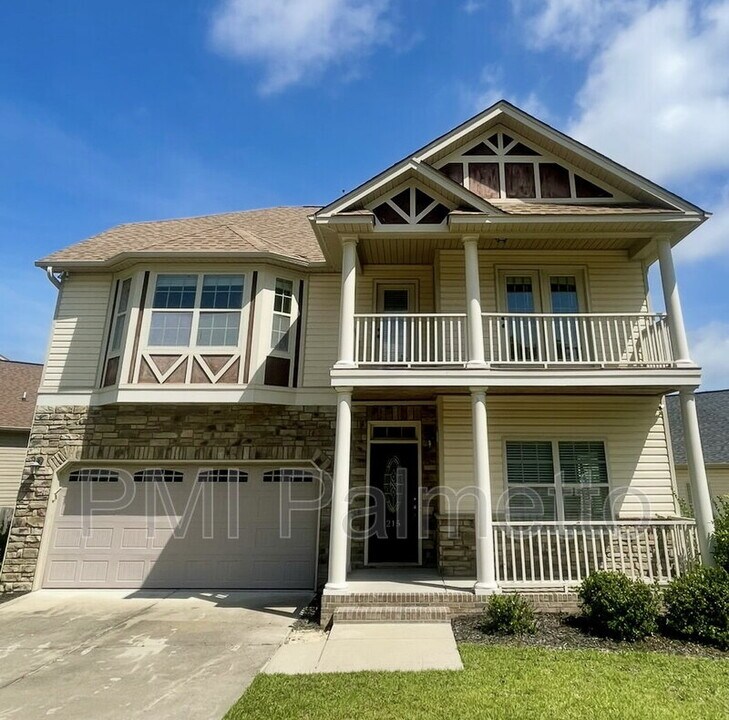 215 Emanuel Creek Drive in West Columbia, SC - Building Photo