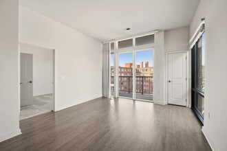 Cortland Columbia Pike in Arlington, VA - Building Photo - Building Photo