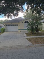 3414 Palm Beach Dr in Valrico, FL - Building Photo