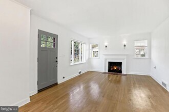 4803 Westway Dr in Bethesda, MD - Building Photo - Building Photo