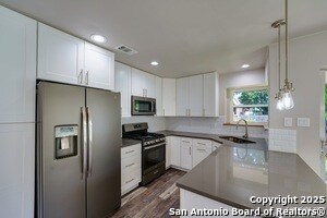 709 Meadow Arbor Ln in Universal City, TX - Building Photo - Building Photo