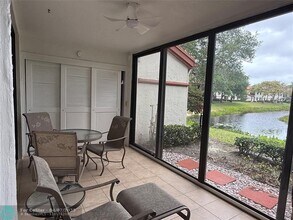 5145 Brisata Cir in Boynton Beach, FL - Foto de edificio - Building Photo