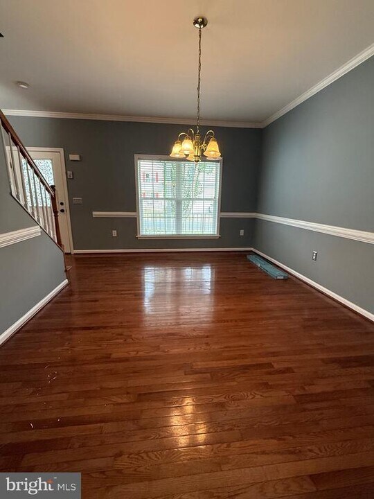 187 Olympic Dr in Stafford, VA - Building Photo