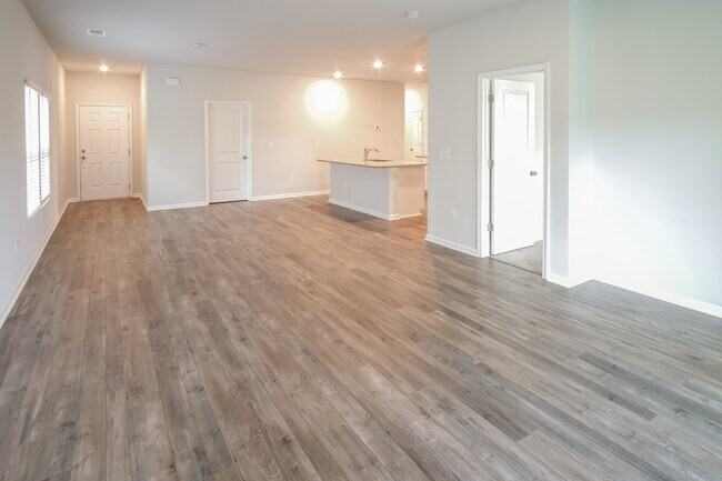 120 S Reindeer Rd in Surfside Beach, SC - Building Photo - Building Photo