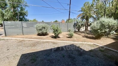 1418 N Jones Blvd in Tucson, AZ - Building Photo - Building Photo
