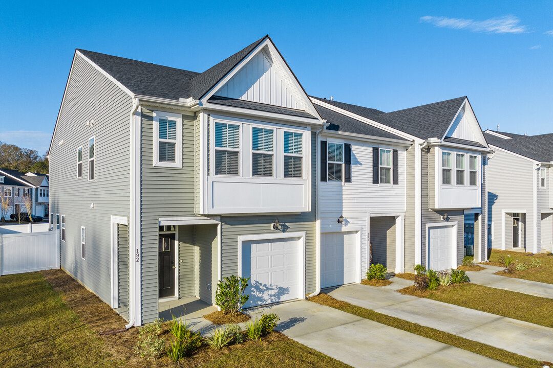 Chamberlain Pines in Summerville, SC - Foto de edificio