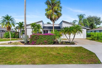 11647 Anhinga Dr in Wellington, FL - Building Photo - Building Photo