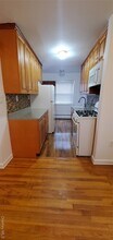 60-46 69th Pl in Queens, NY - Building Photo - Building Photo