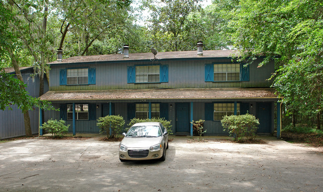 2438 Ramblewood Ct in Tallahassee, FL - Foto de edificio - Building Photo