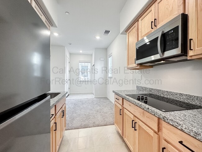 3712 Scribe Wy in Castro Valley, CA - Building Photo - Building Photo