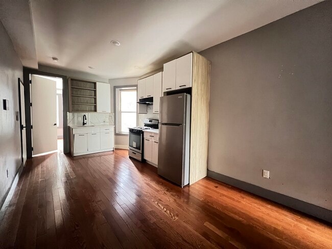 property at 39 Van Wagenen Ave